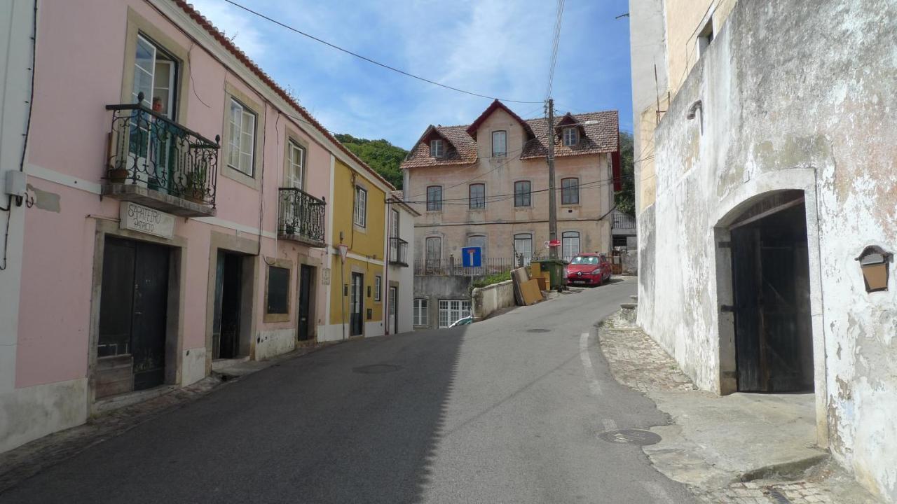 Ribeira Dos Marinheiros Vermelho Sintra Exterior foto